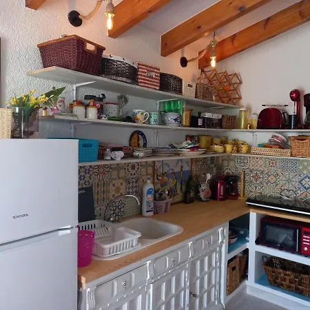 Apartment Little House With Garden & Parking,few Steps From White Beach Denia