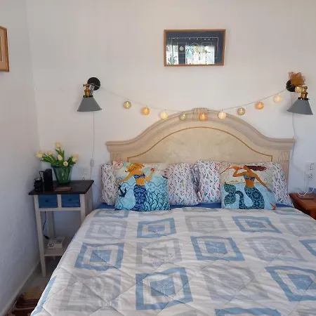 Little House With Garden & Parking,few Steps From White Beach Apartment Denia