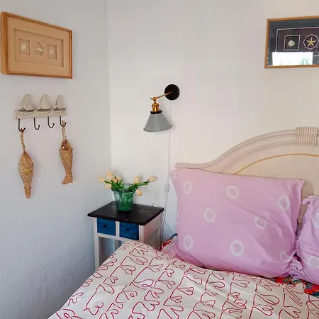 Apartment Little House With Garden & Parking,few Steps From White Beach Denia