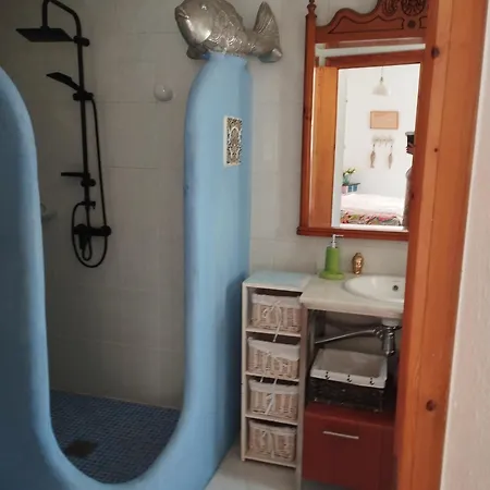 Apartment Little House With Garden & Parking,few Steps From White Beach Denia