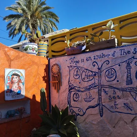 Little House With Garden & Parking,few Steps From White Beach Denia